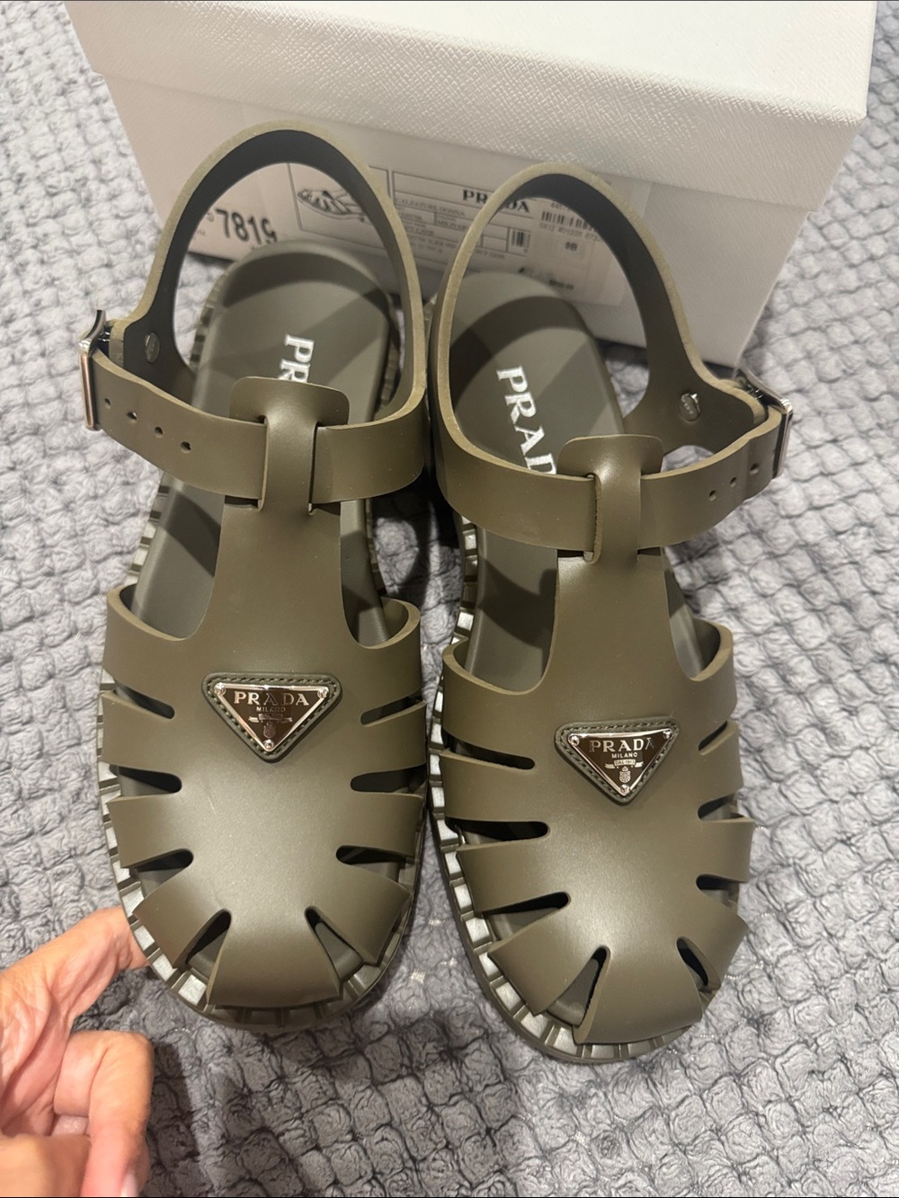 PRADA Olive Green Jelly Sandals with Logo Triangle - Picture 10 of 10